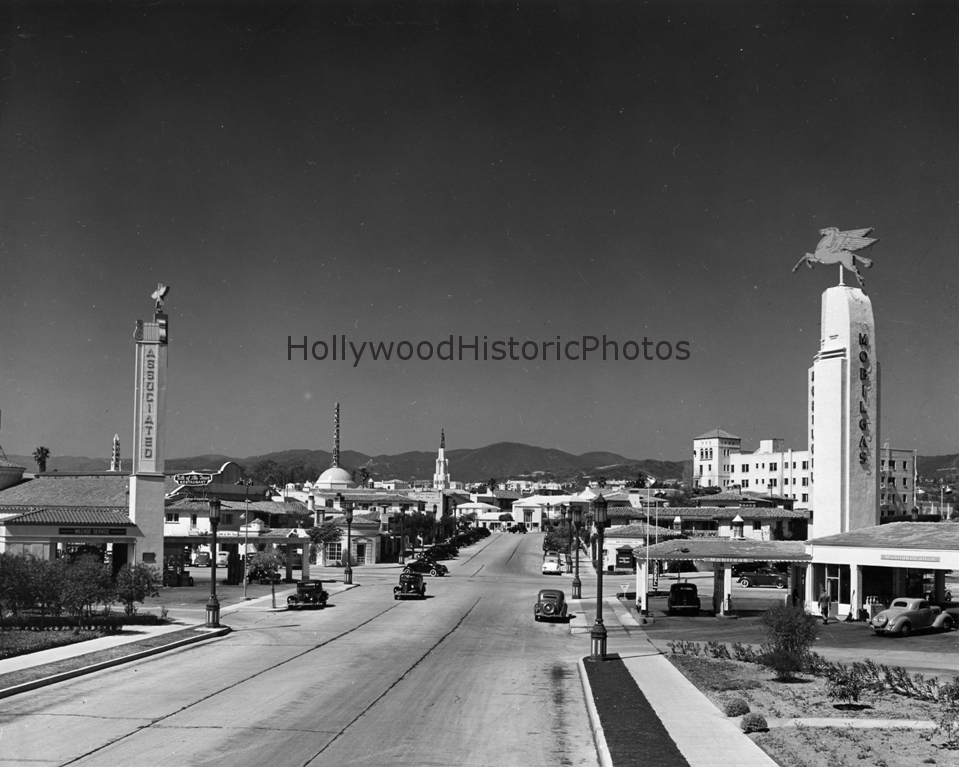 Westwood Village 1938 WM.jpg